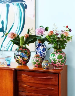 Amphora VaseWildbird Blu in Porcelain