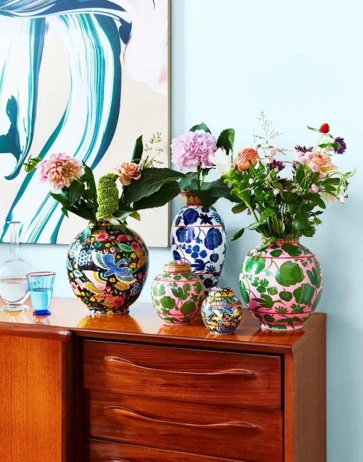Amphora VaseWildbird Blu in Porcelain