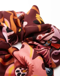Giga ScrunchieSelva in Silk Twill