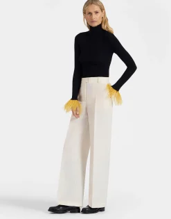 High Kick TopBlack in Ribbed Silk Cashmere With Feathers