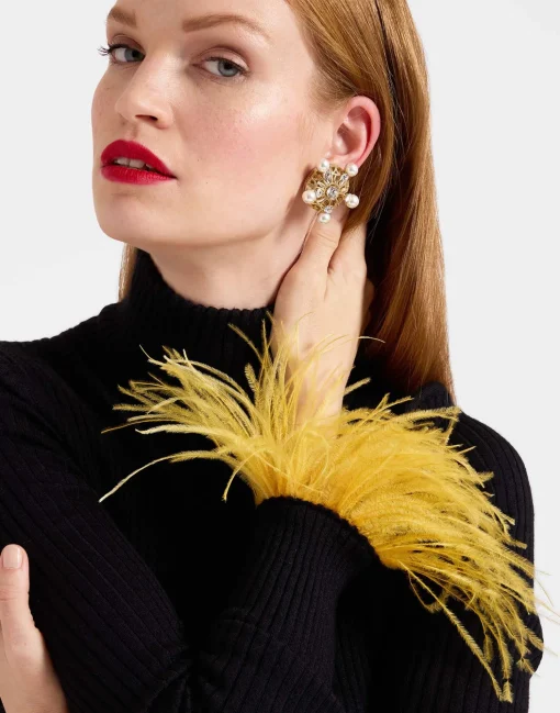 High Kick TopBlack in Ribbed Silk Cashmere With Feathers