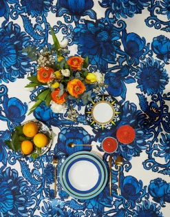 Large TableclothAnemone in Linen