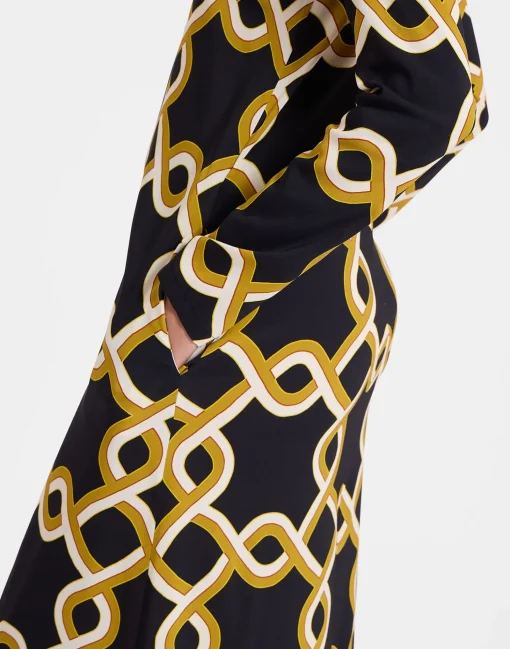 Long Sleeve Swing DressTackle Black in Sablé