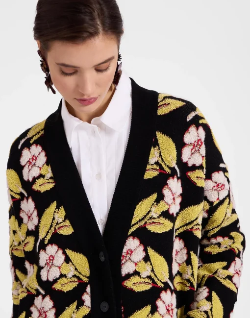 Mayfair CardiganMayfair Black in Jacquard