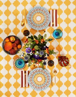 Medium TableclothPlaza Yellow in Linen