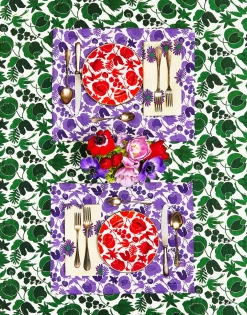 Medium TableclothWildbird Verde in Linen