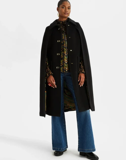 Milano CapeBlack in Wool