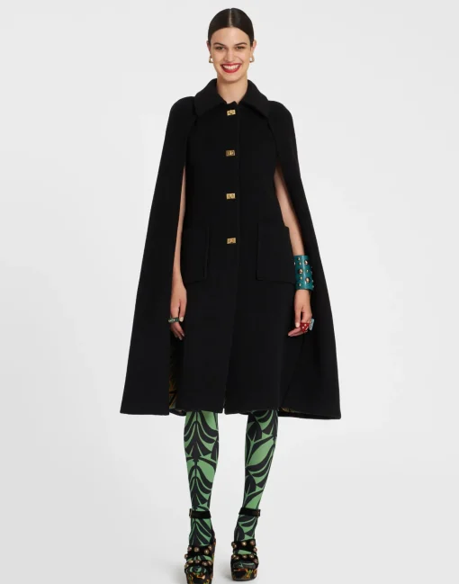 Milano CapeBlack in Wool