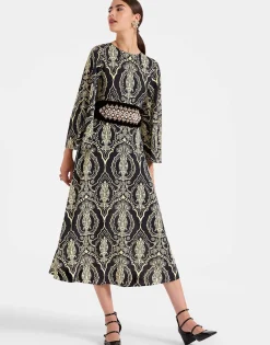Sorella DressBanquet Black in Flowy Jersey