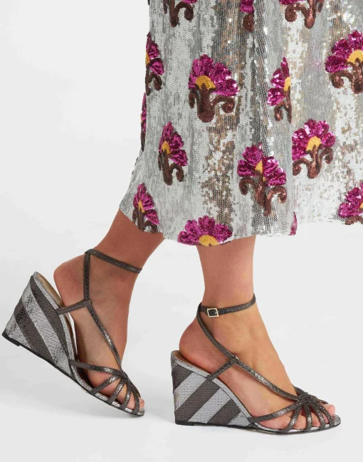 The Weekend WedgeAnthracite in Faux Python