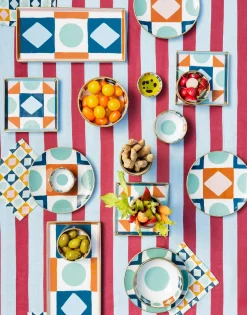 TrayDiamond Dots in Porcelain