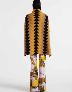 Trine CapeYellow in Wool Intarsia